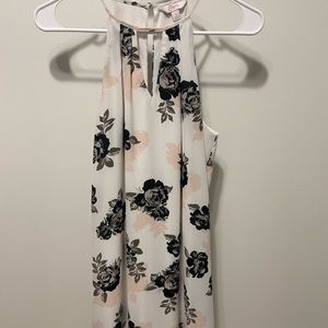 CANDIE’S dress, key hole detail, size small, white with flower, open back slit!